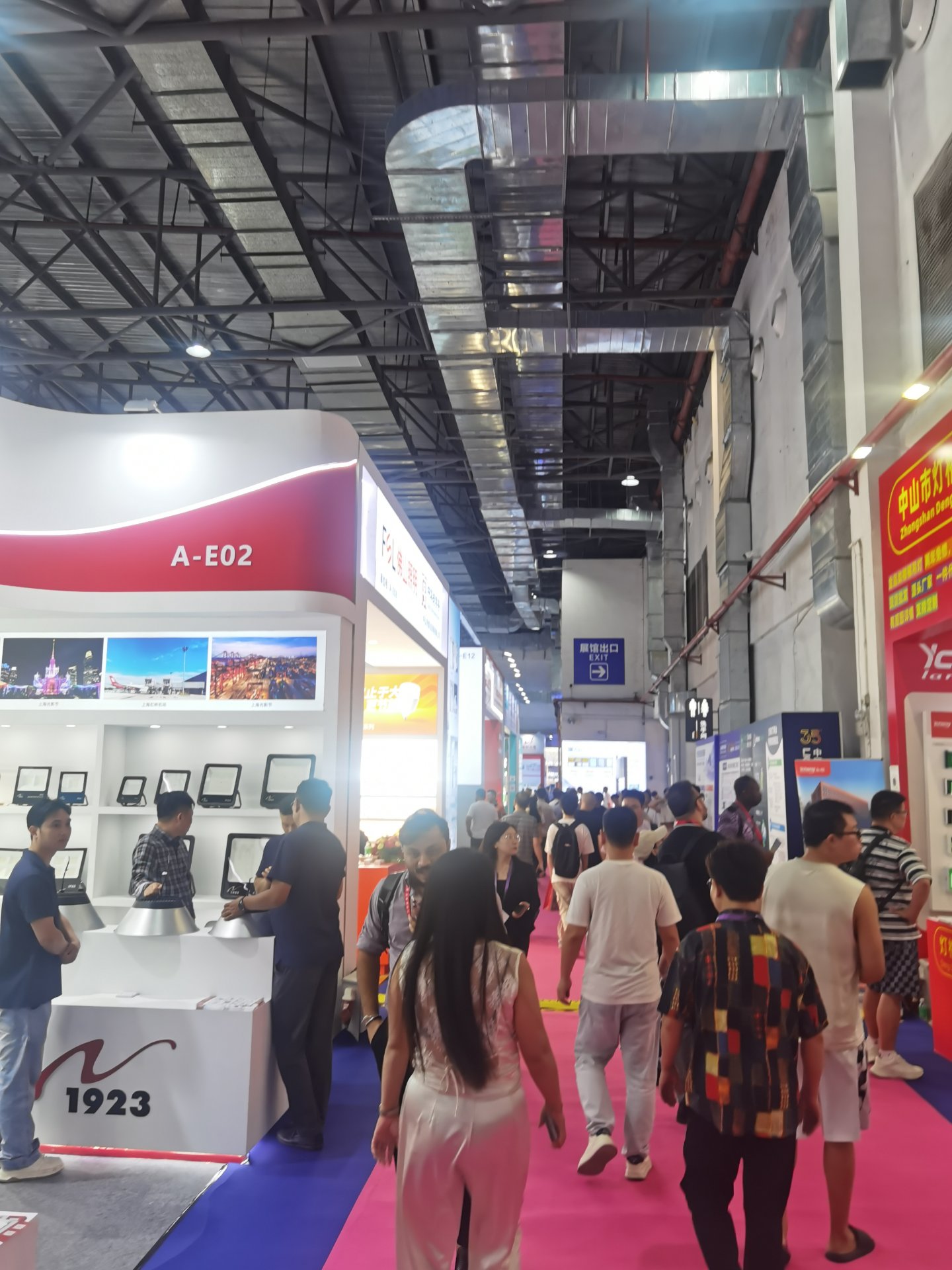 Aisle scene in Hall A on opening day with international buyers