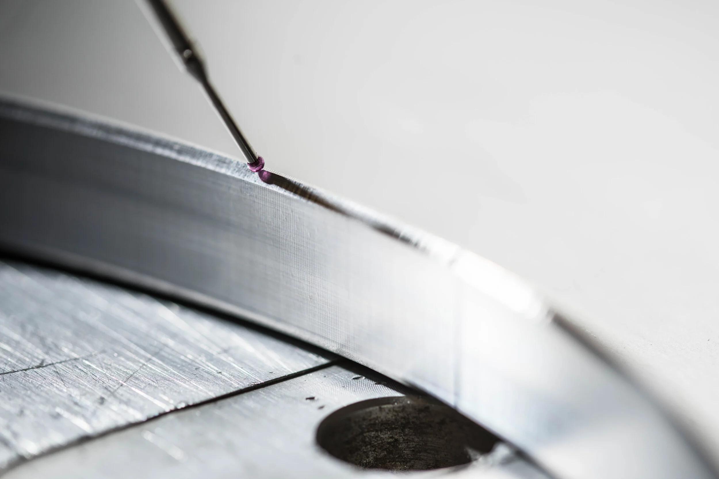 CNC milling of an aluminum lighting component